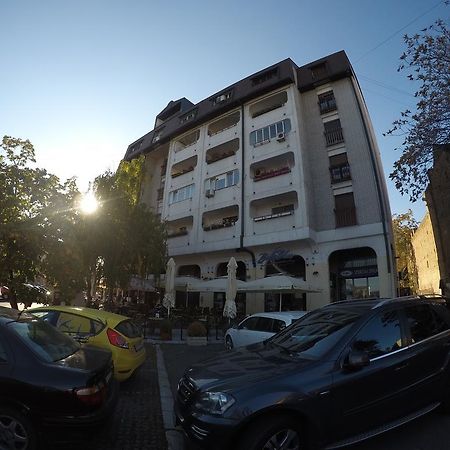 Violet Star Apartment Novi Sad Luaran gambar
