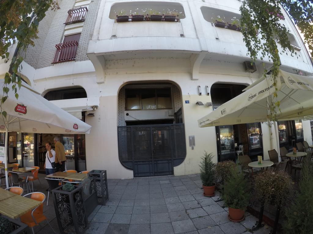 Violet Star Apartment Novi Sad Luaran gambar